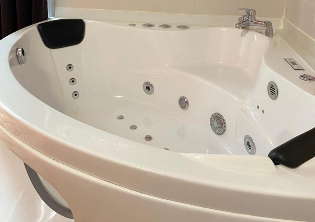 B&B Au coin du Spa Boulogne-sur-Mer avec Jacuzzi dans la Chambre B&B Au coin du Spa Boulogne-sur-Mer avec Jacuzzi dans la Chambre